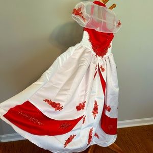 Mary’s formal girls size 8 dress
